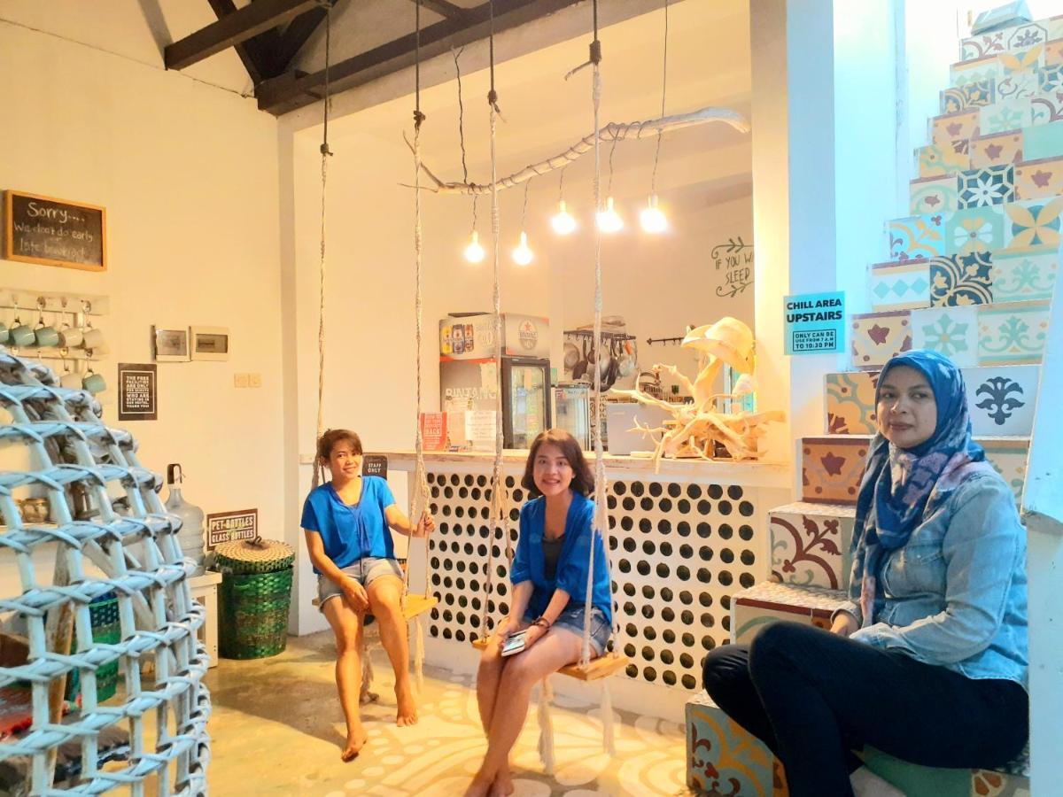 เดอะ โพธิ ทรี โฮสเทล การีมุนยาวา ภายนอก รูปภาพ